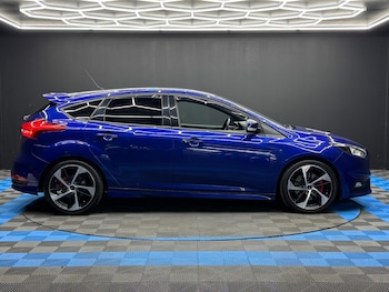 Used Ford Focus 2016 for sale - 75954082: Photo