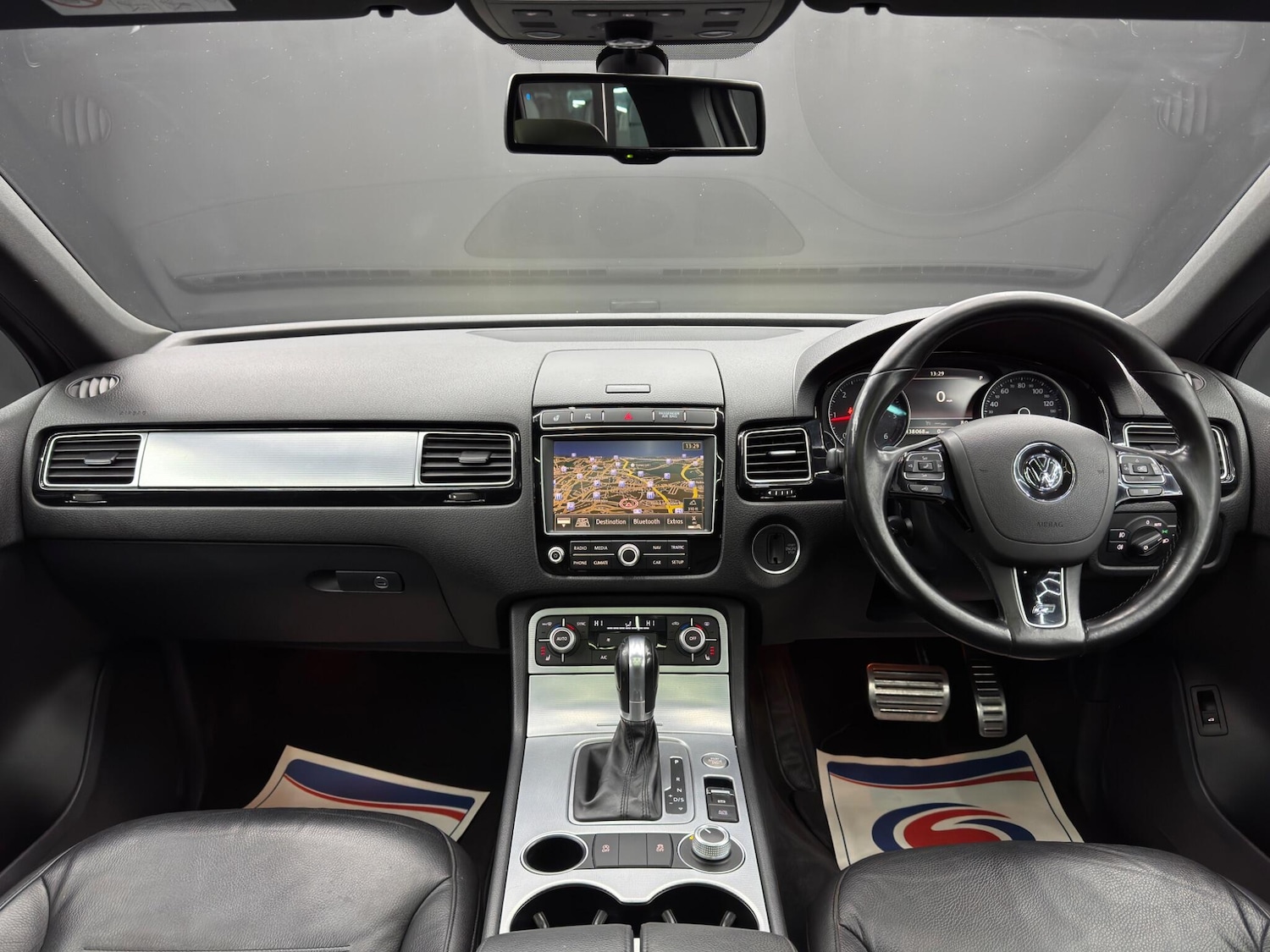 Used Volkswagen Touareg for sale - 77279970: Photo 10