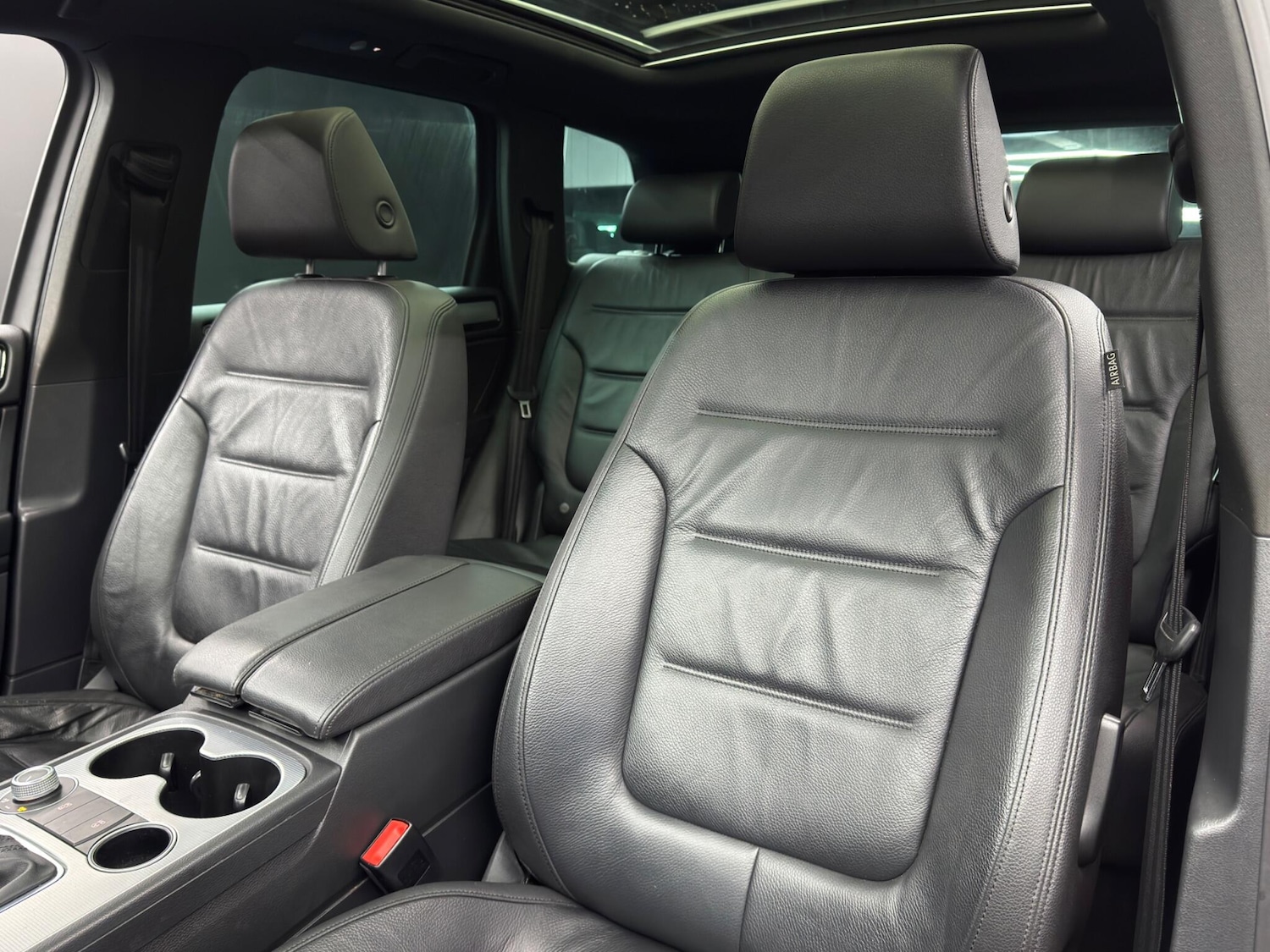 Used Volkswagen Touareg for sale - 77279970: Photo 14