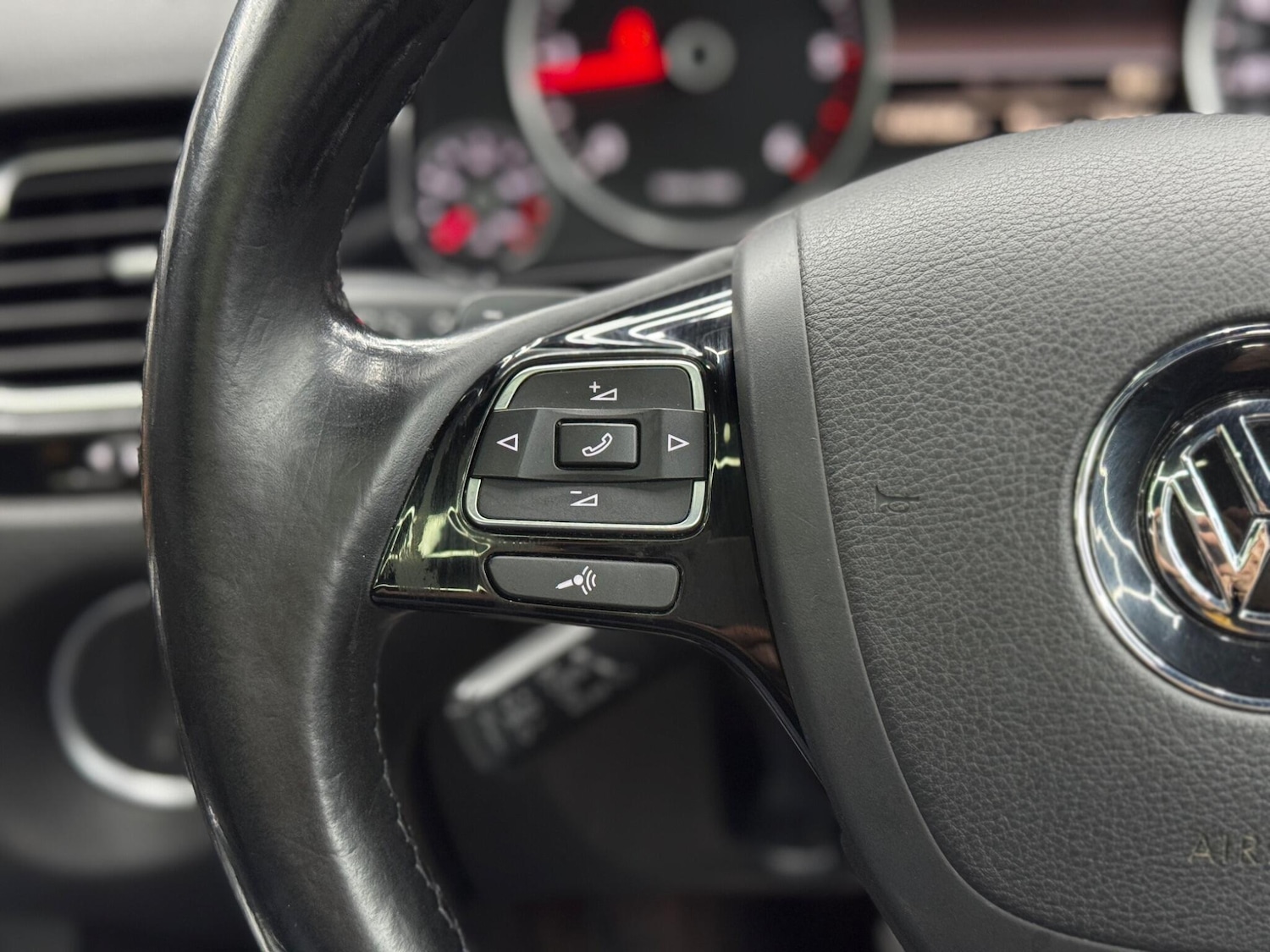 Used Volkswagen Touareg for sale - 77279970: Photo 20