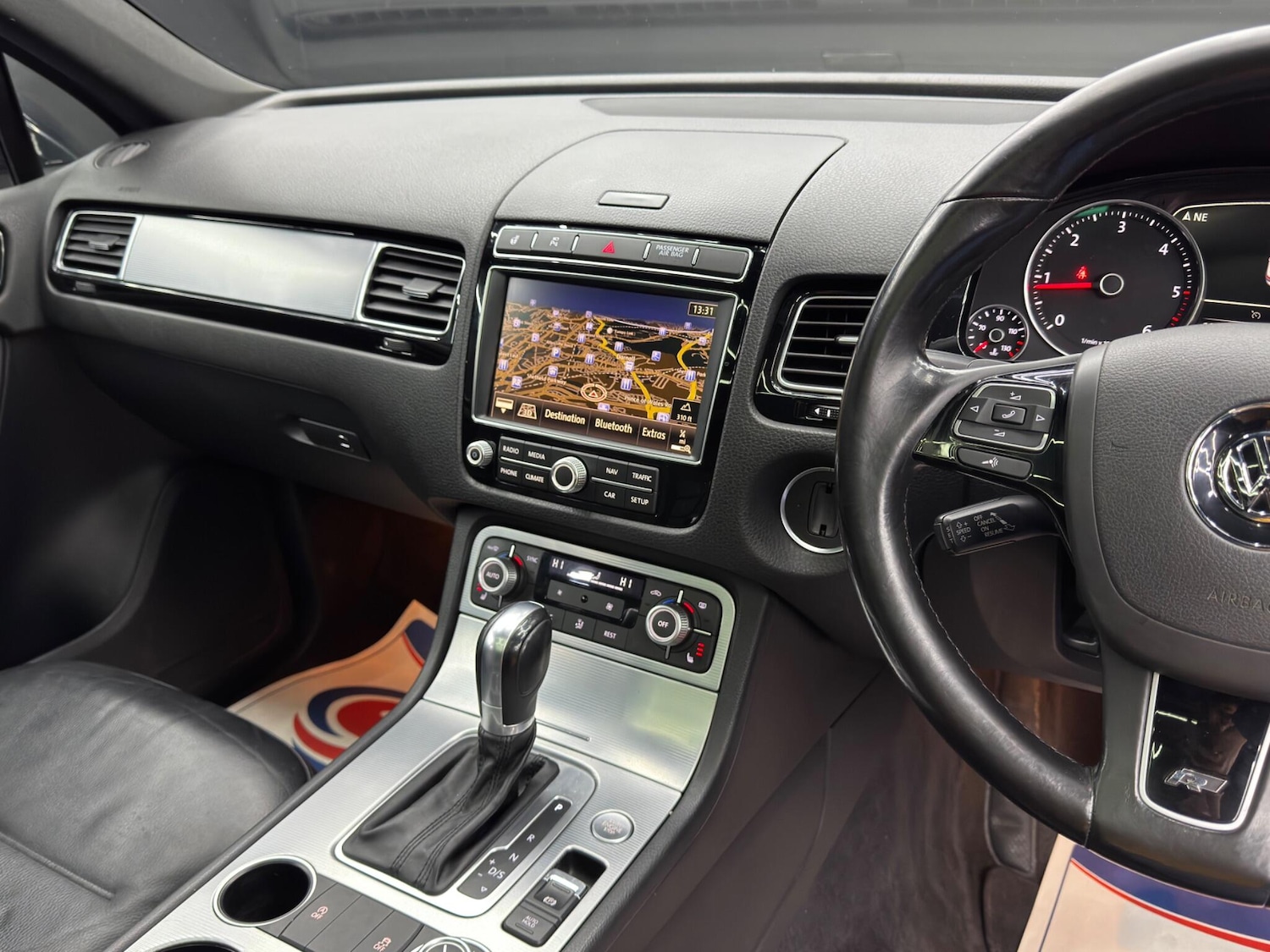 Used Volkswagen Touareg for sale - 77279970: Photo 24