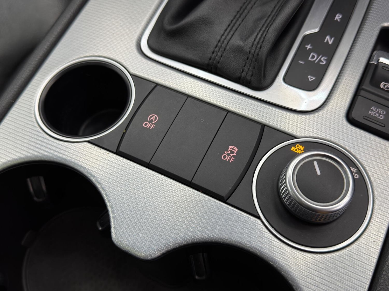 Used Volkswagen Touareg for sale - 77279970: Photo 27