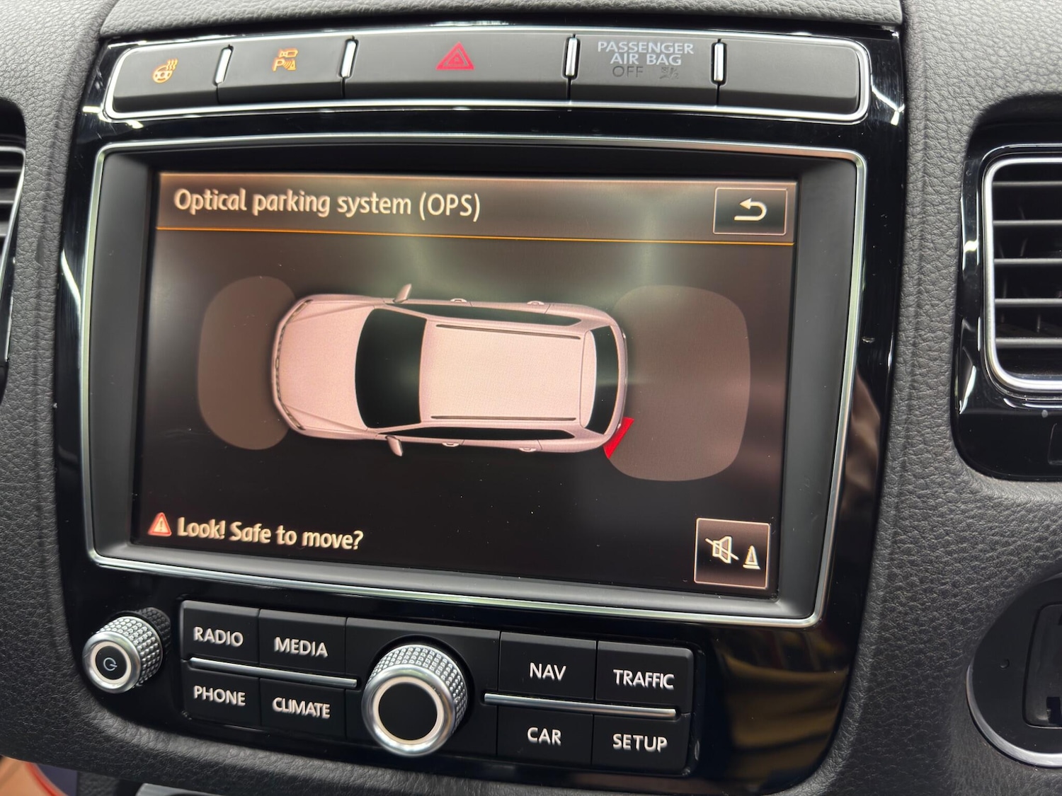 Used Volkswagen Touareg for sale - 77279970: Photo 35