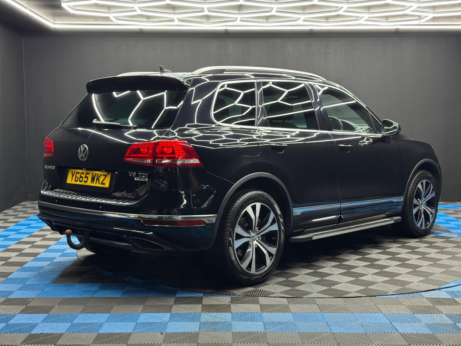 Used Volkswagen Touareg for sale - 77279970: Photo 5