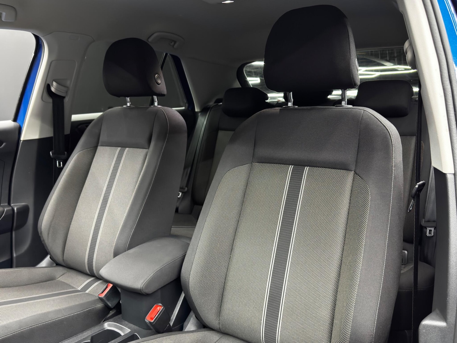 Used Volkswagen T-Roc 2018 for sale - 76512973: Photo 14