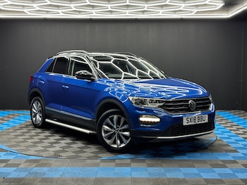Used Volkswagen T-Roc 2018 for sale - 76512973: Photo