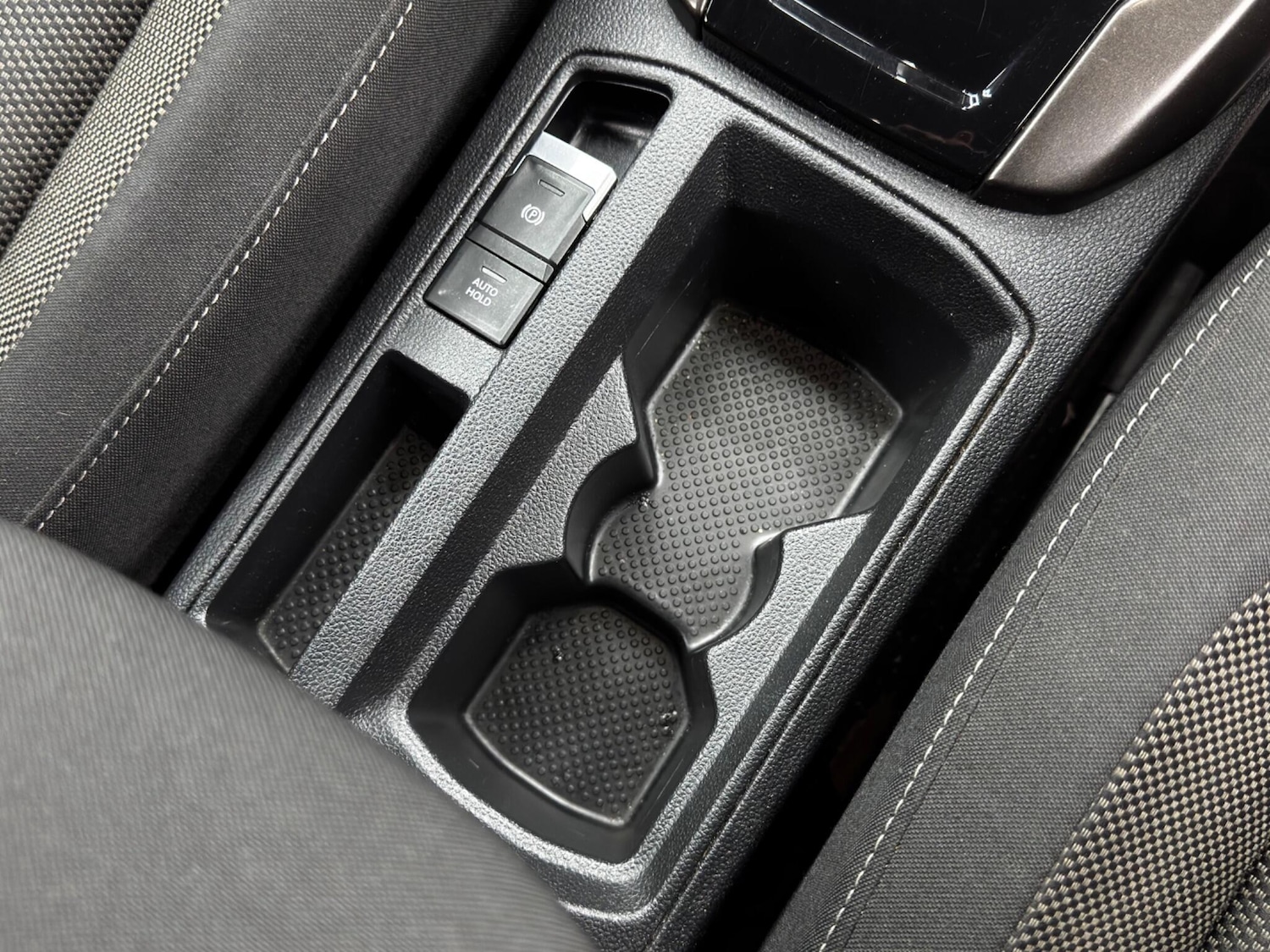 Used Volkswagen T-Roc 2018 for sale - 76512973: Photo 24