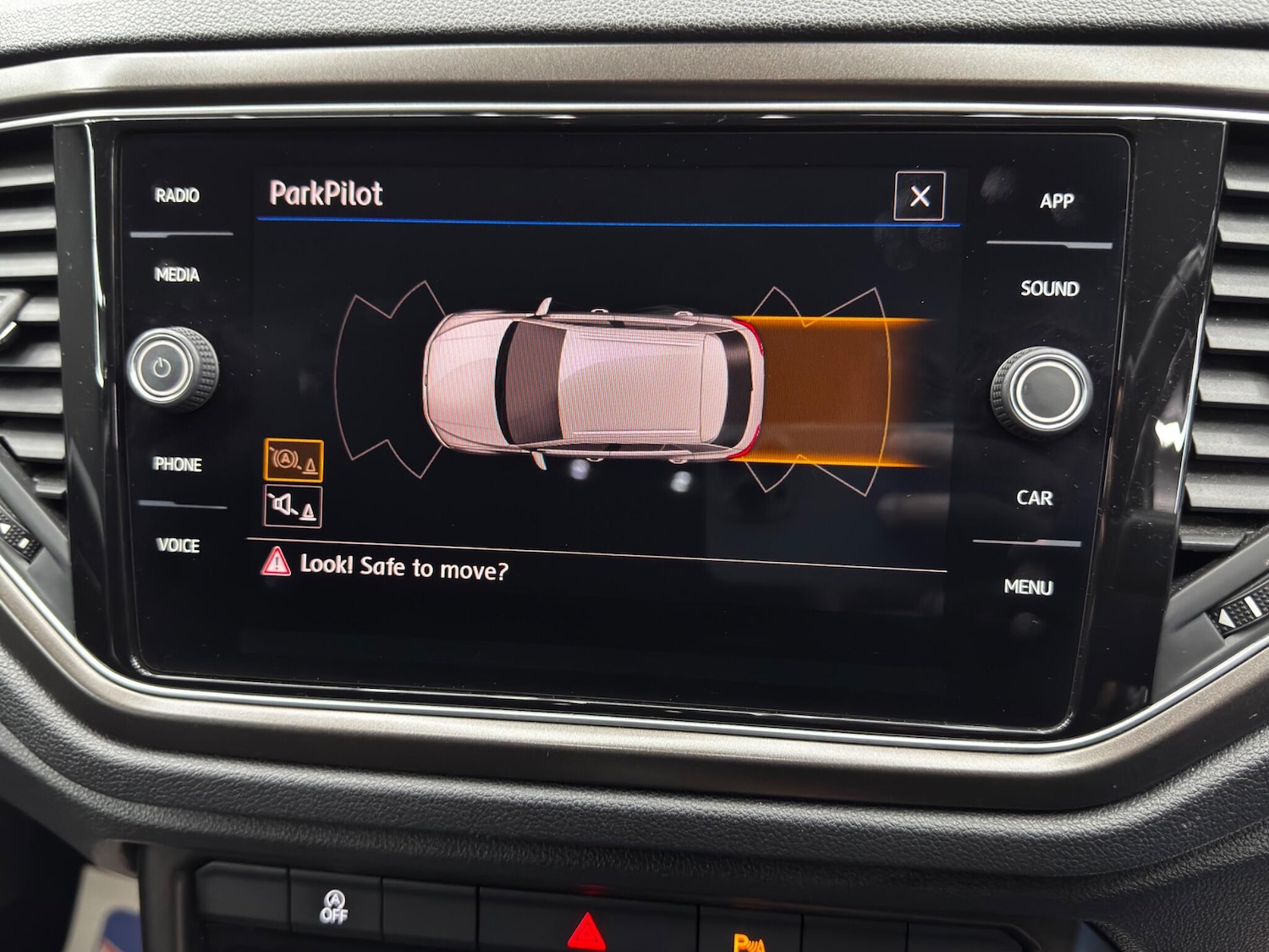 Used Volkswagen T-Roc 2018 for sale - 76512973: Photo 33