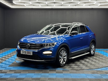 Used Volkswagen T-Roc 2018 for sale - 76512973: Photo