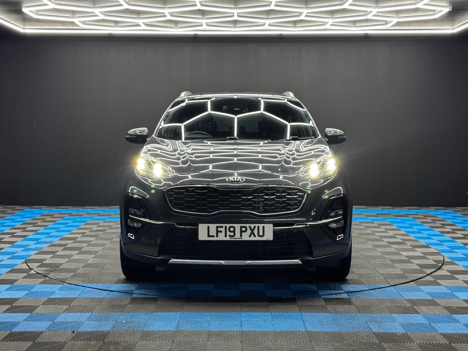 Used Kia Sportage 2019 for sale - 76440869: Photo 2