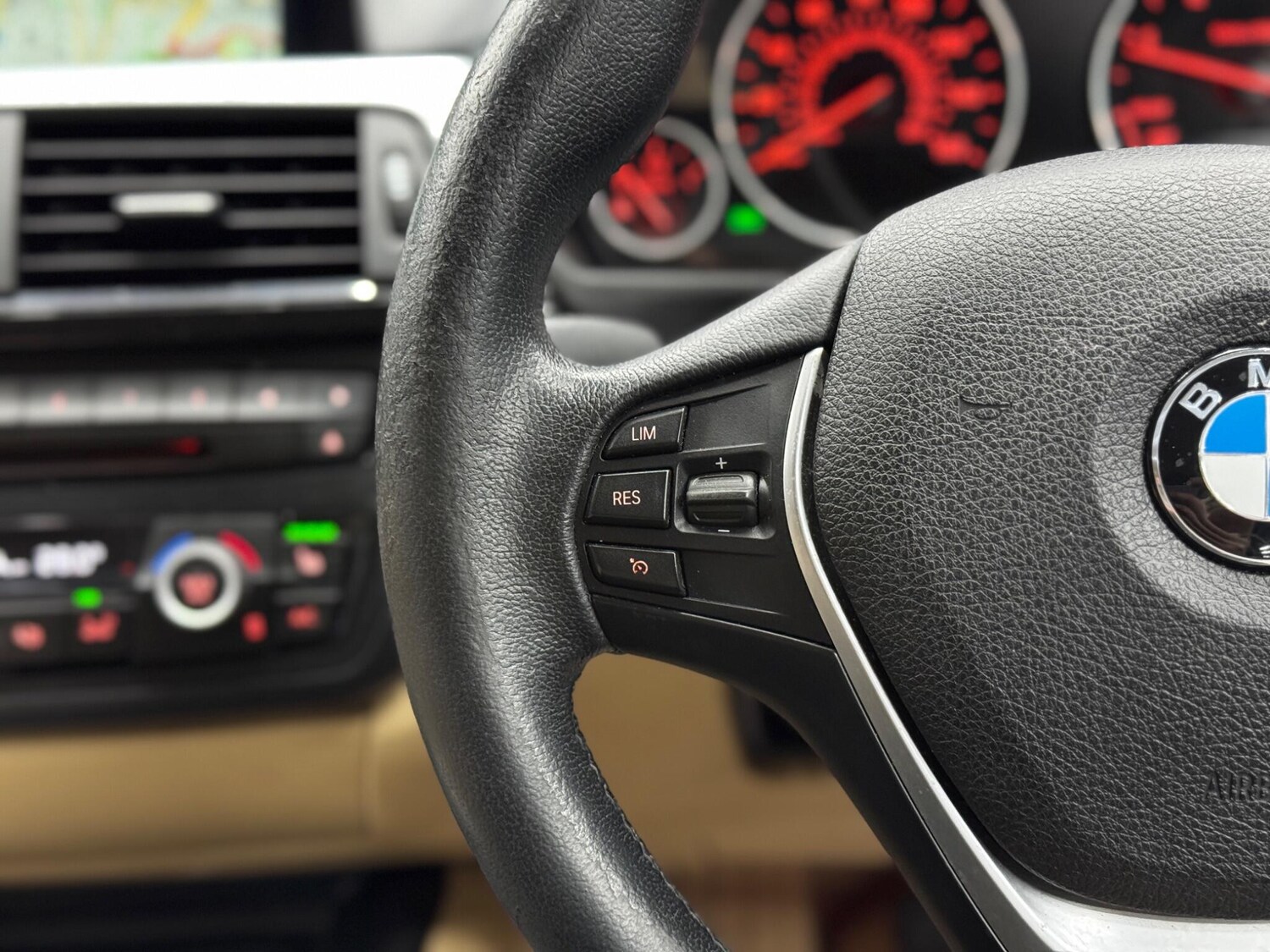 Used BMW 4 Series 2016 for sale - 77939837: Photo 19