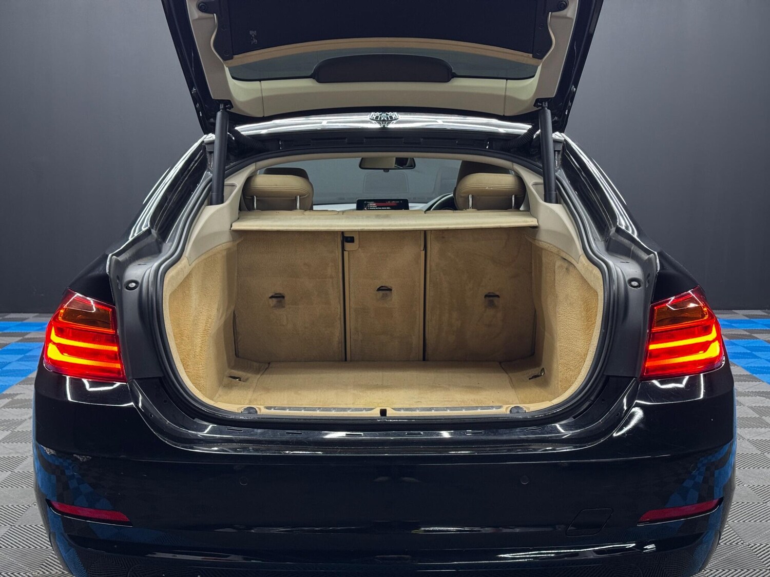 Used BMW 4 Series 2016 for sale - 77939837: Photo 38