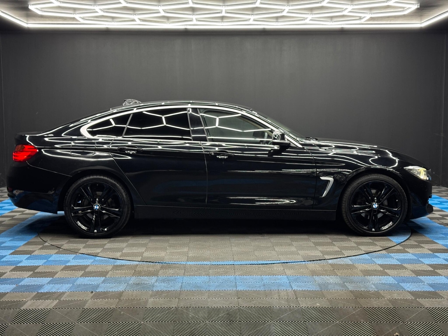 Used BMW 4 Series 2016 for sale - 77939837: Photo 4