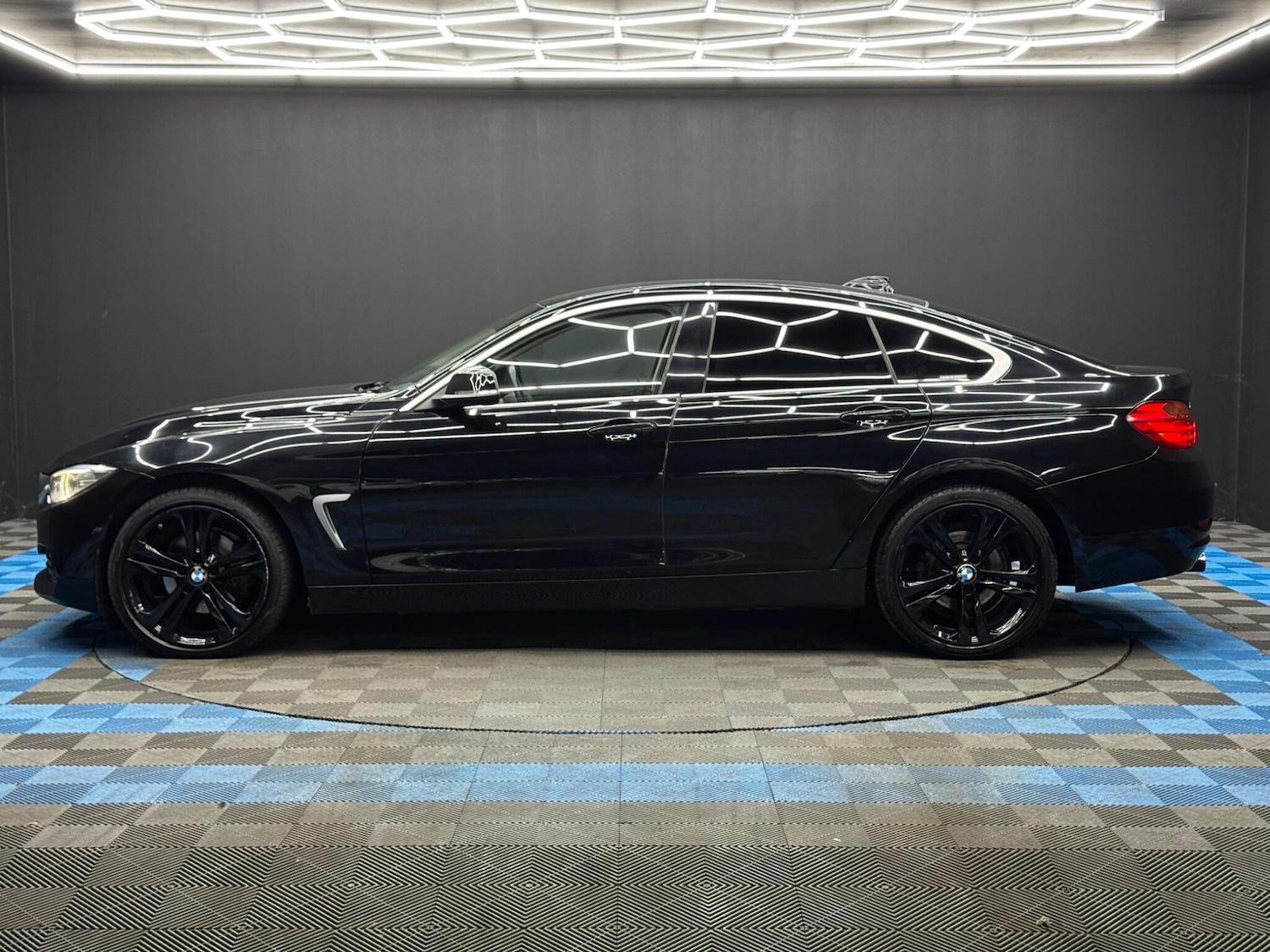 Used BMW 4 Series 2016 for sale - 77939837: Photo 8