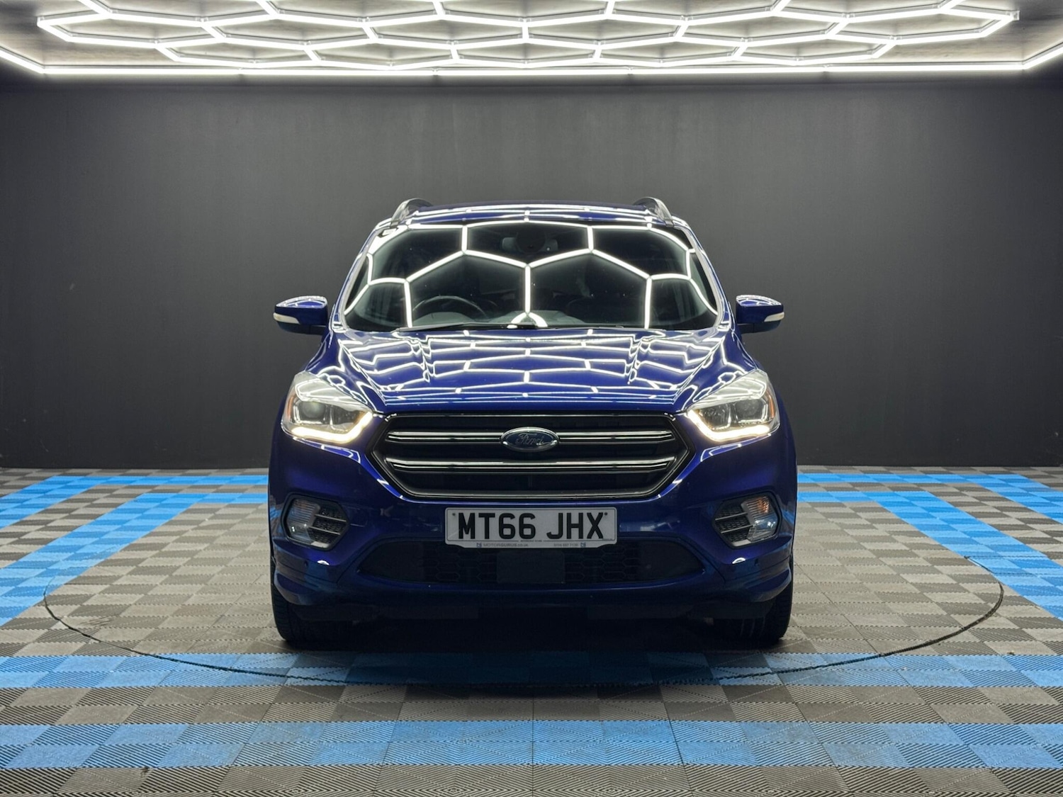 Used Ford Kuga 2016 for sale - 77091455: Photo 2