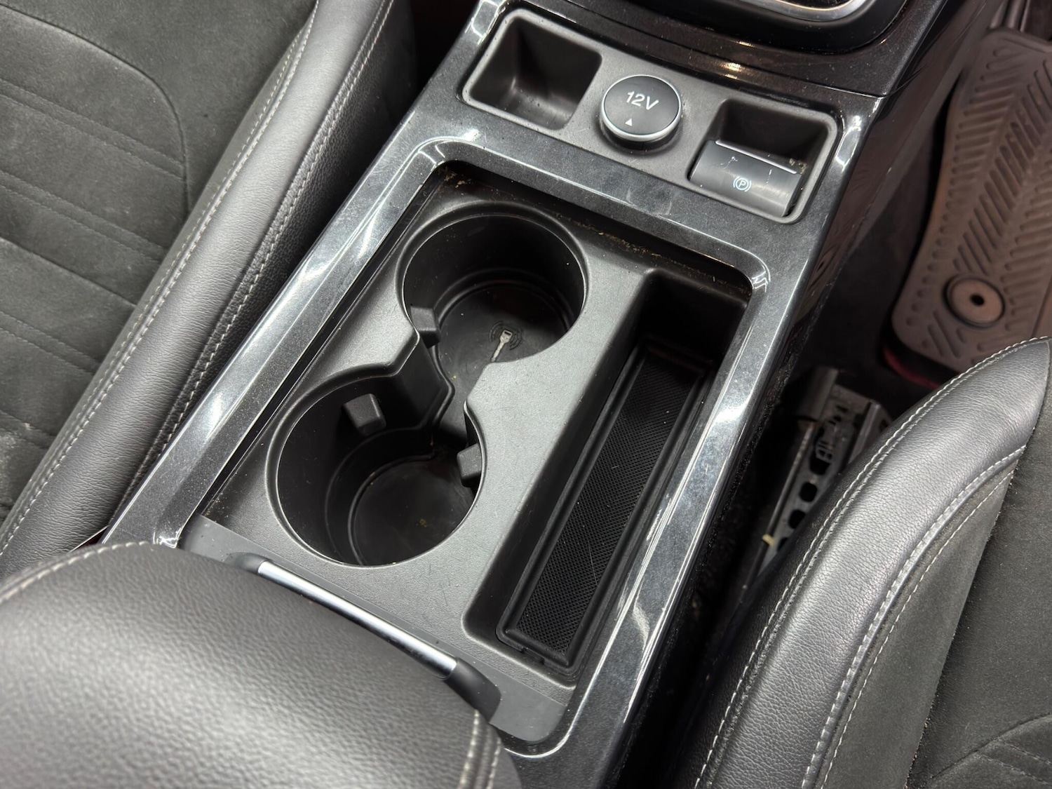 Used Ford Kuga 2016 for sale - 77091455: Photo 25