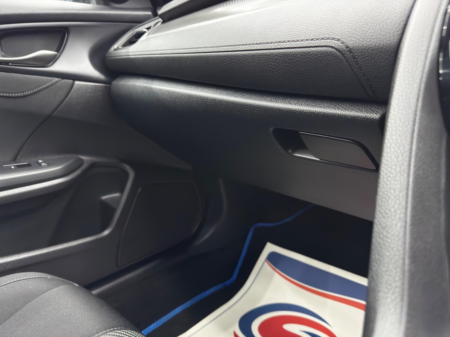 Used Honda Civic 2019 for sale - 77670308: Photo 35