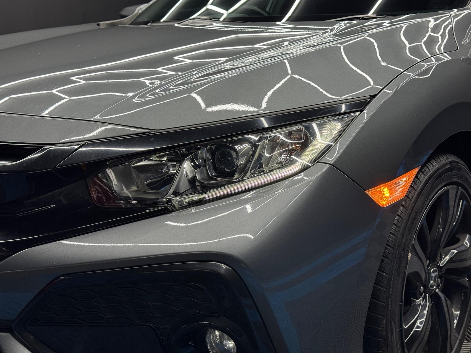 Used Honda Civic 2019 for sale - 77670308: Photo 44