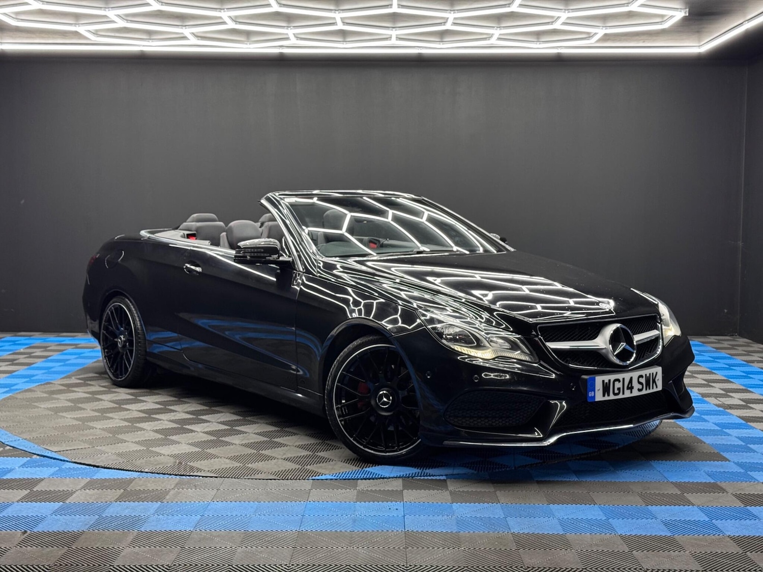 Used Mercedes-Benz E-Class 2014 for sale - 76136101: Photo 1