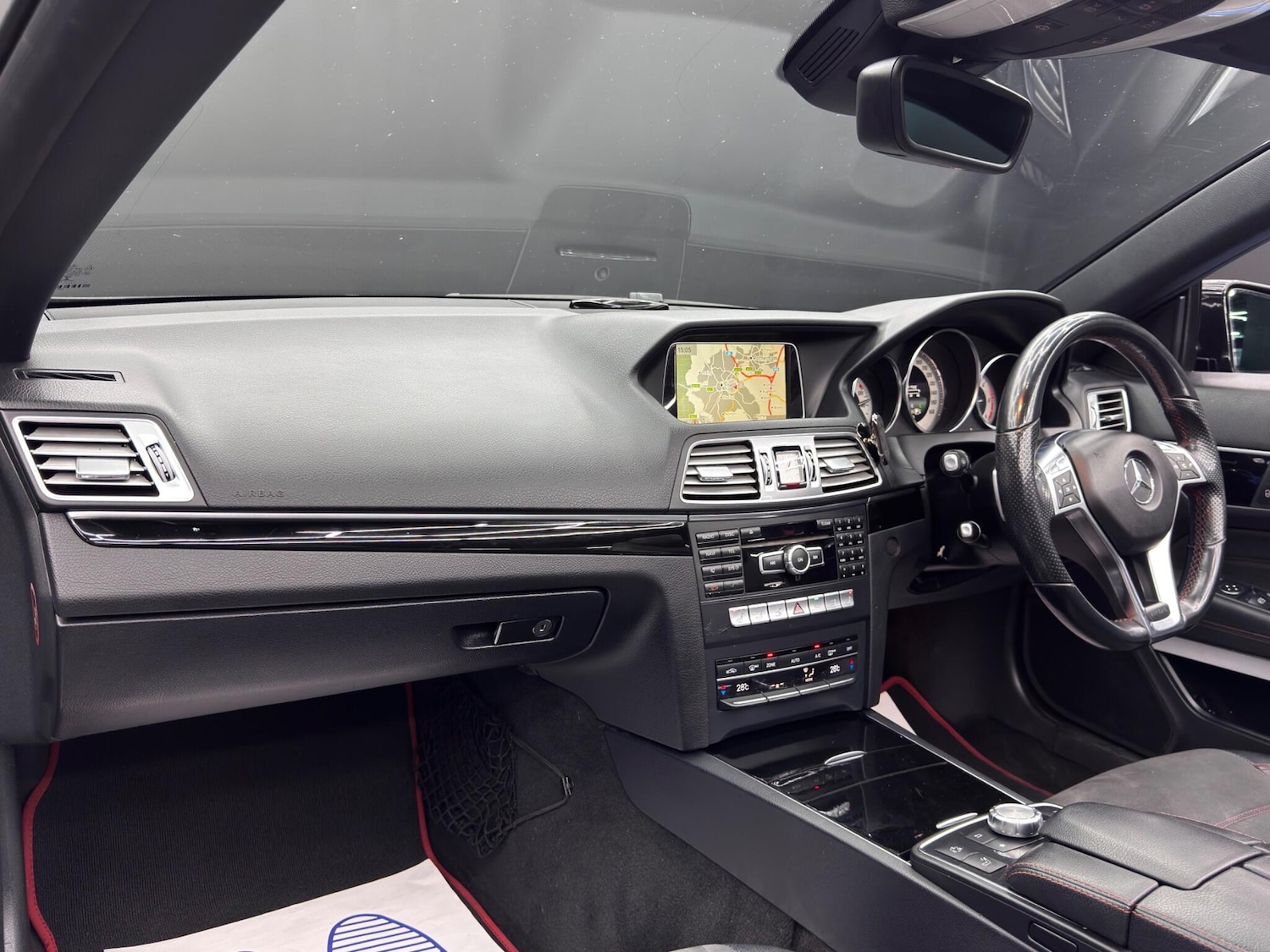 Used Mercedes-Benz E-Class 2014 for sale - 76136101: Photo 11