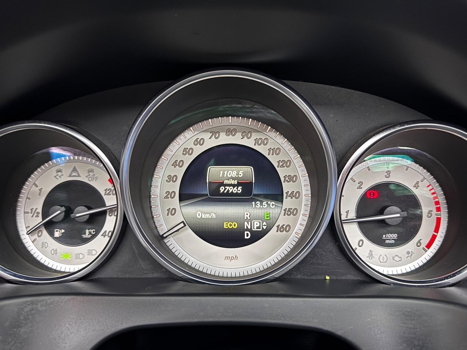 Used Mercedes-Benz E-Class 2014 for sale - 76136101: Photo 22