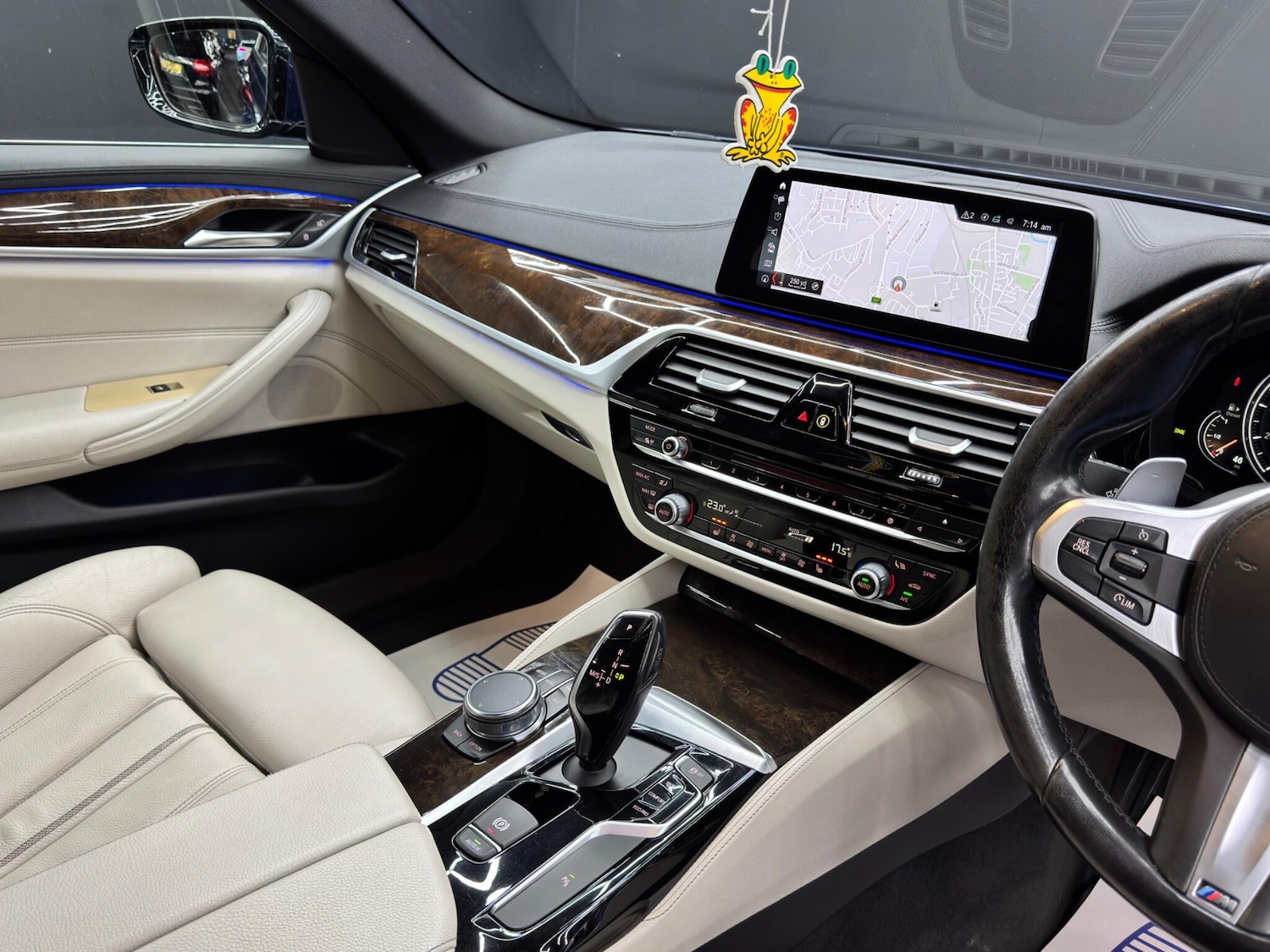 Used BMW 5 Series 2017 for sale - 76099310: Photo 21