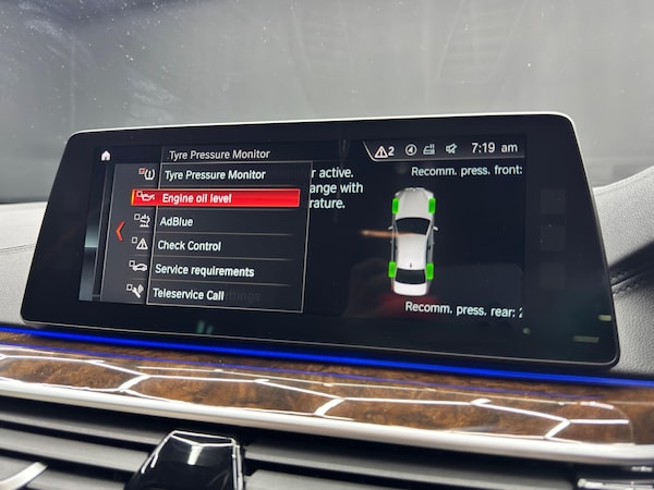 Used BMW 5 Series 2017 for sale - 76099310: Photo 40