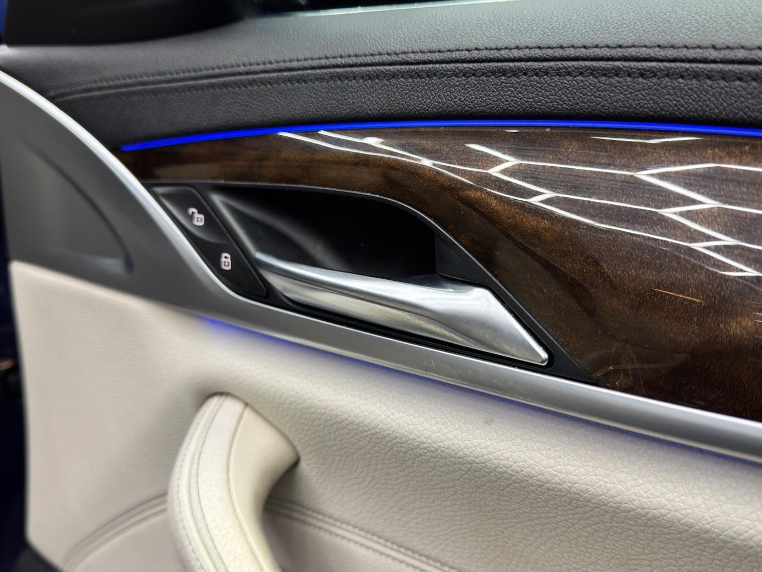 Used BMW 5 Series 2017 for sale - 76099310: Photo 46