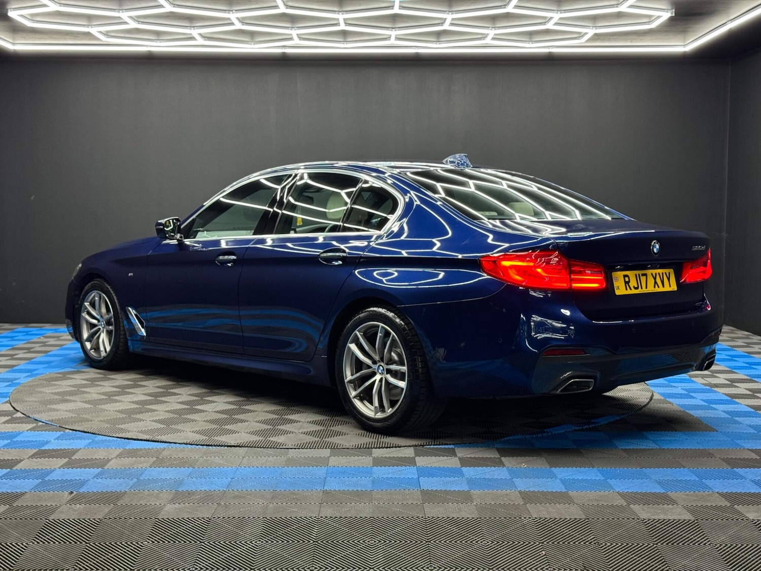 Used BMW 5 Series 2017 for sale - 76099310: Photo 7