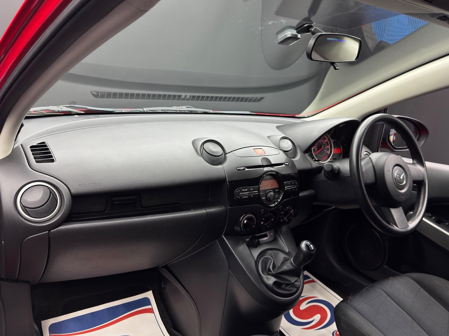 Used Mazda Mazda2 2012 for sale - 77395698: Photo 11