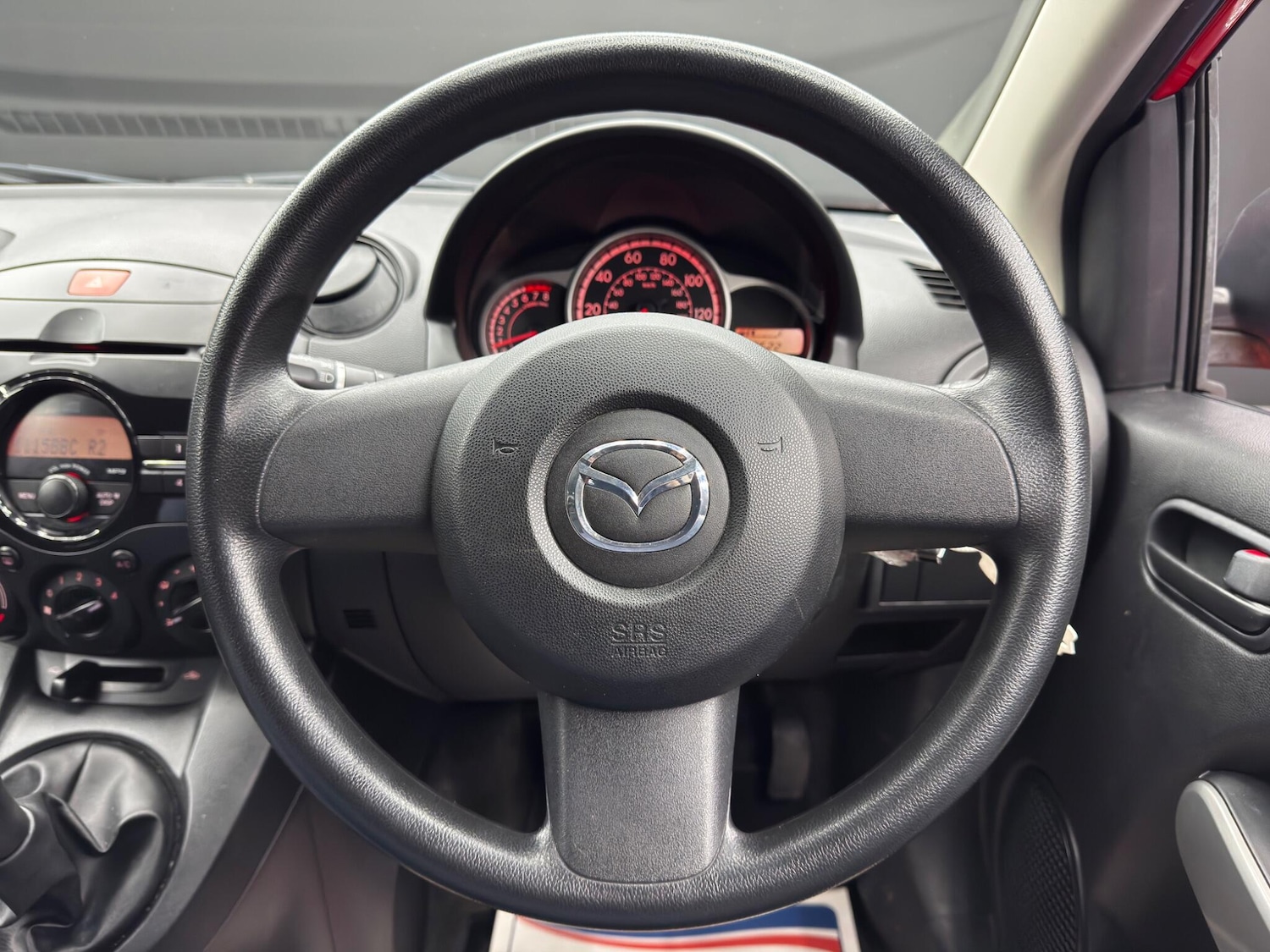 Used Mazda Mazda2 2012 for sale - 77395698: Photo 19