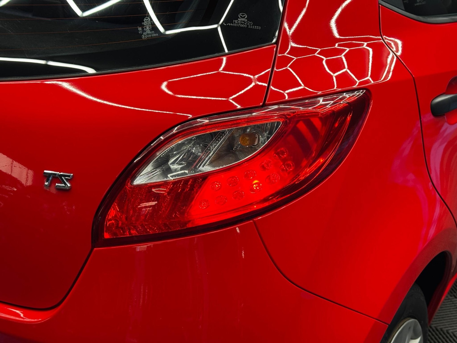 Used Mazda Mazda2 2012 for sale - 77395698: Photo 32