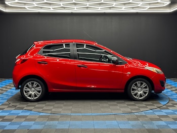 Used Mazda Mazda2 2012 for sale - 77395698: Photo