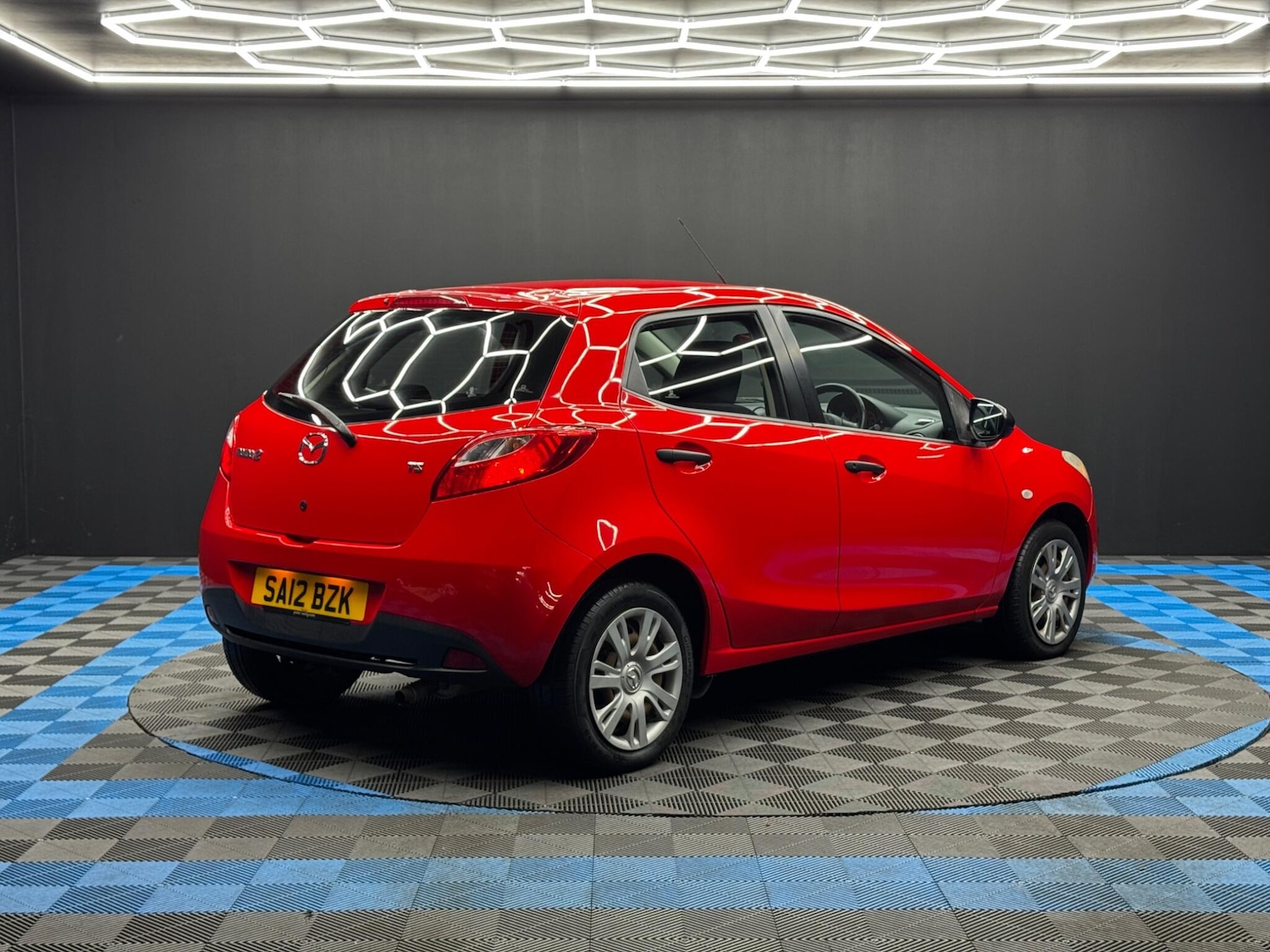 Used Mazda Mazda2 2012 for sale - 77395698: Photo 5