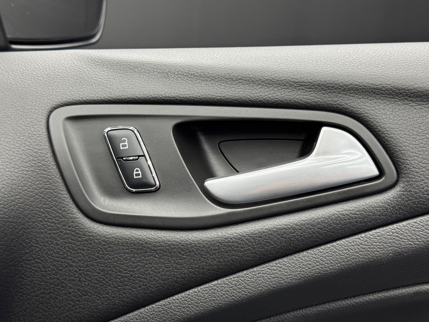 Used Ford Kuga 2015 for sale - 77278899: Photo 39