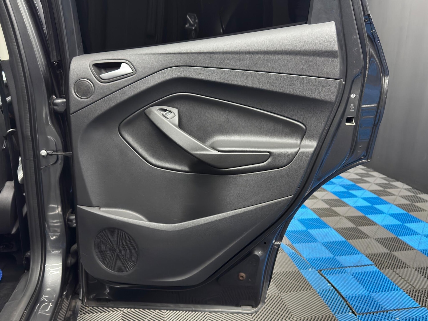 Used Ford Kuga 2015 for sale - 77278899: Photo 42