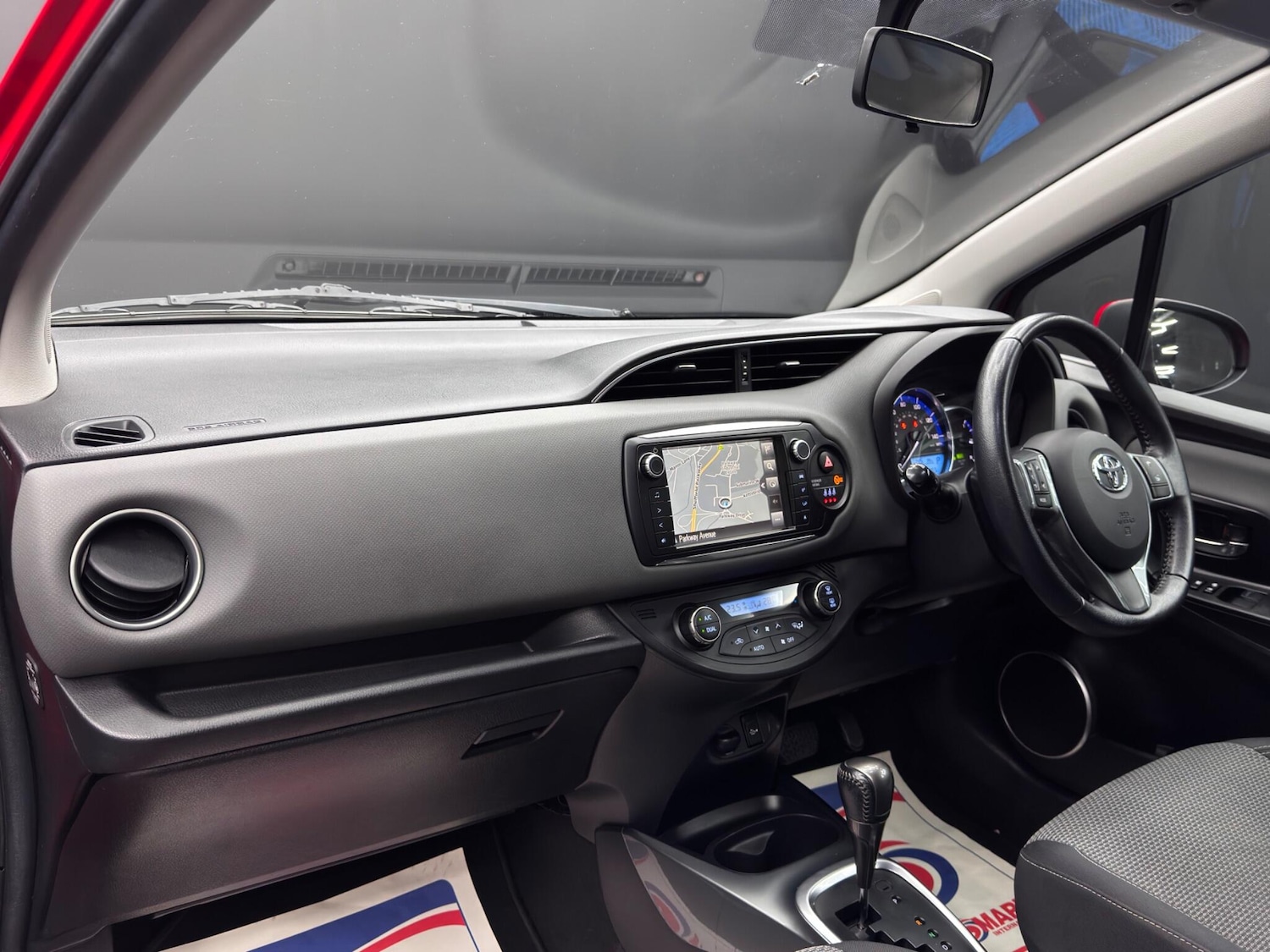 Used Toyota Yaris 2015 for sale - 76349477: Photo 11