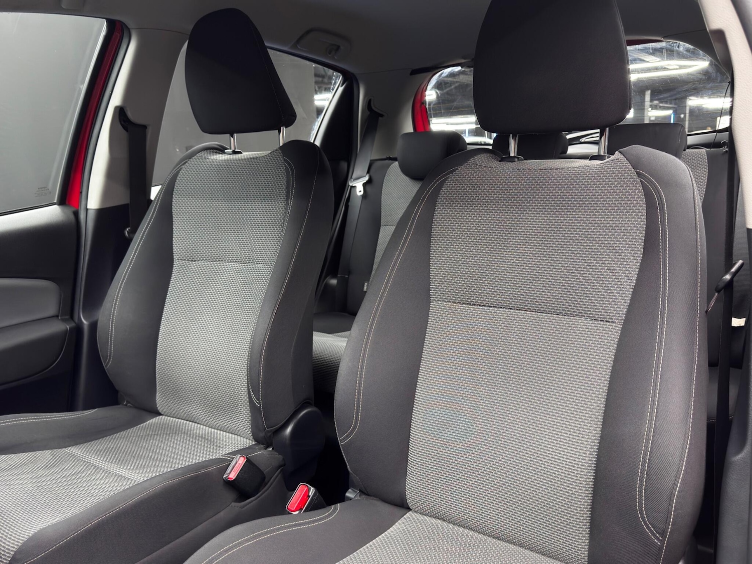 Used Toyota Yaris 2015 for sale - 76349477: Photo 13