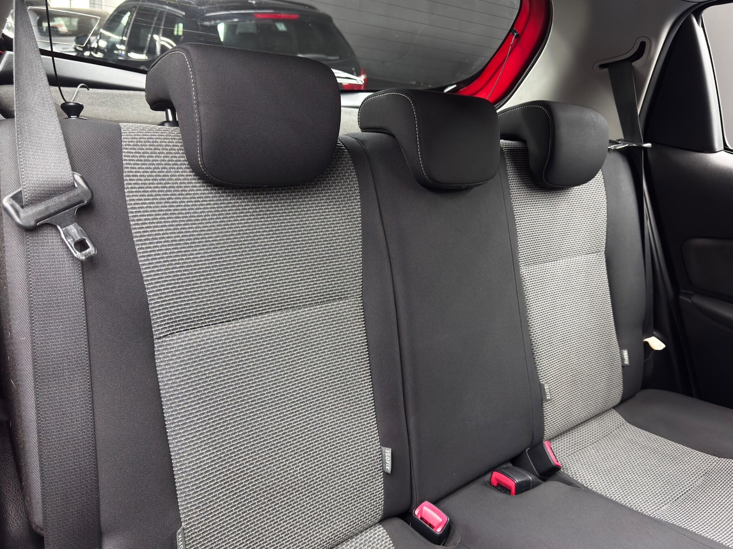 Used Toyota Yaris 2015 for sale - 76349477: Photo 14