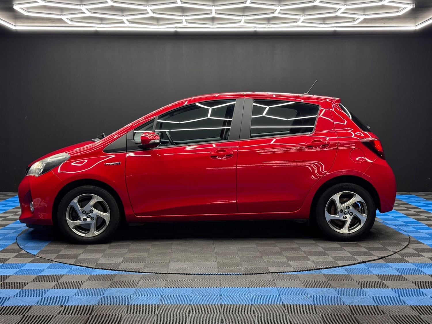 Used Toyota Yaris 2015 for sale - 76349477: Photo 8