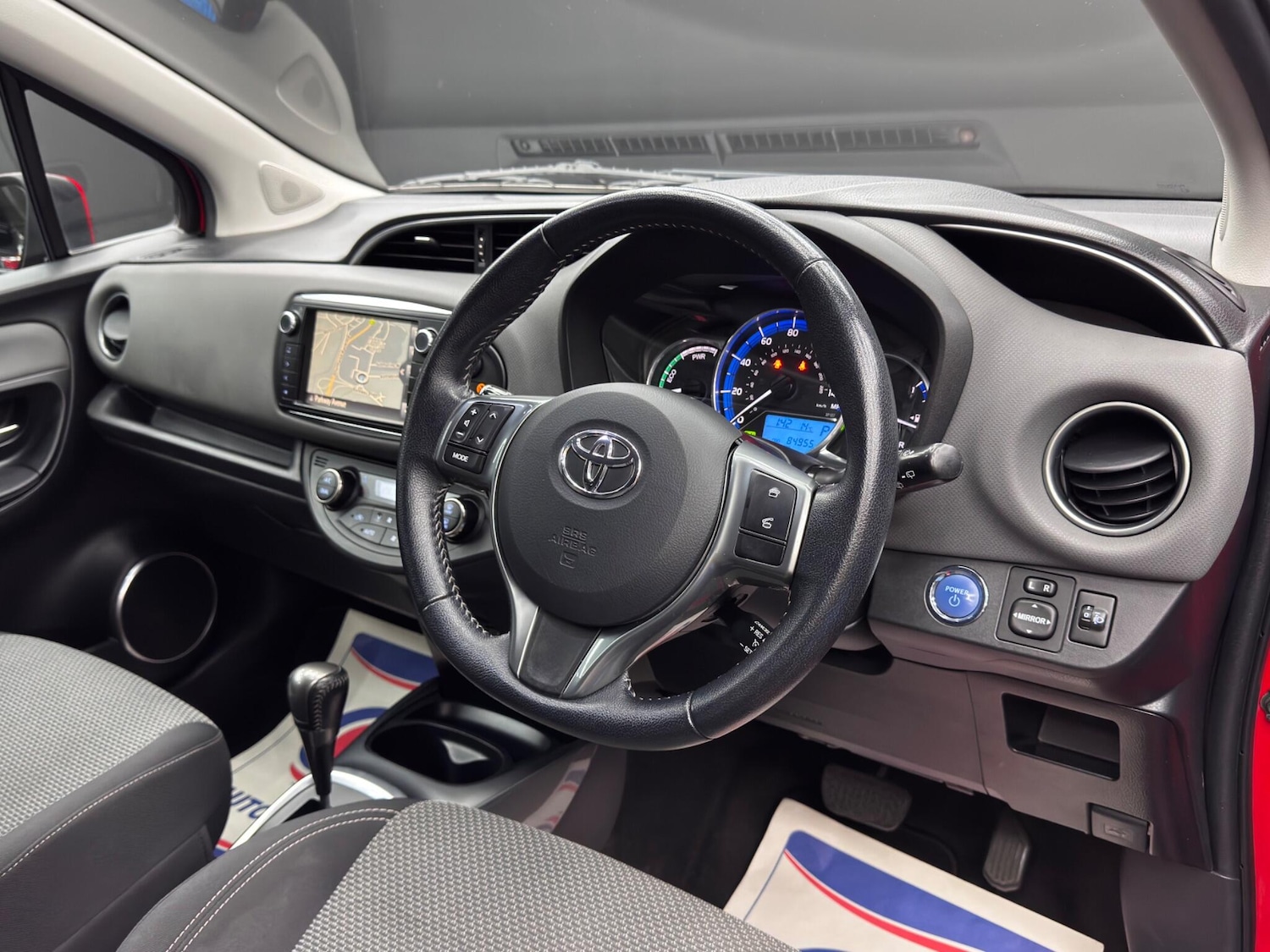 Used Toyota Yaris 2015 for sale - 76349477: Photo 9