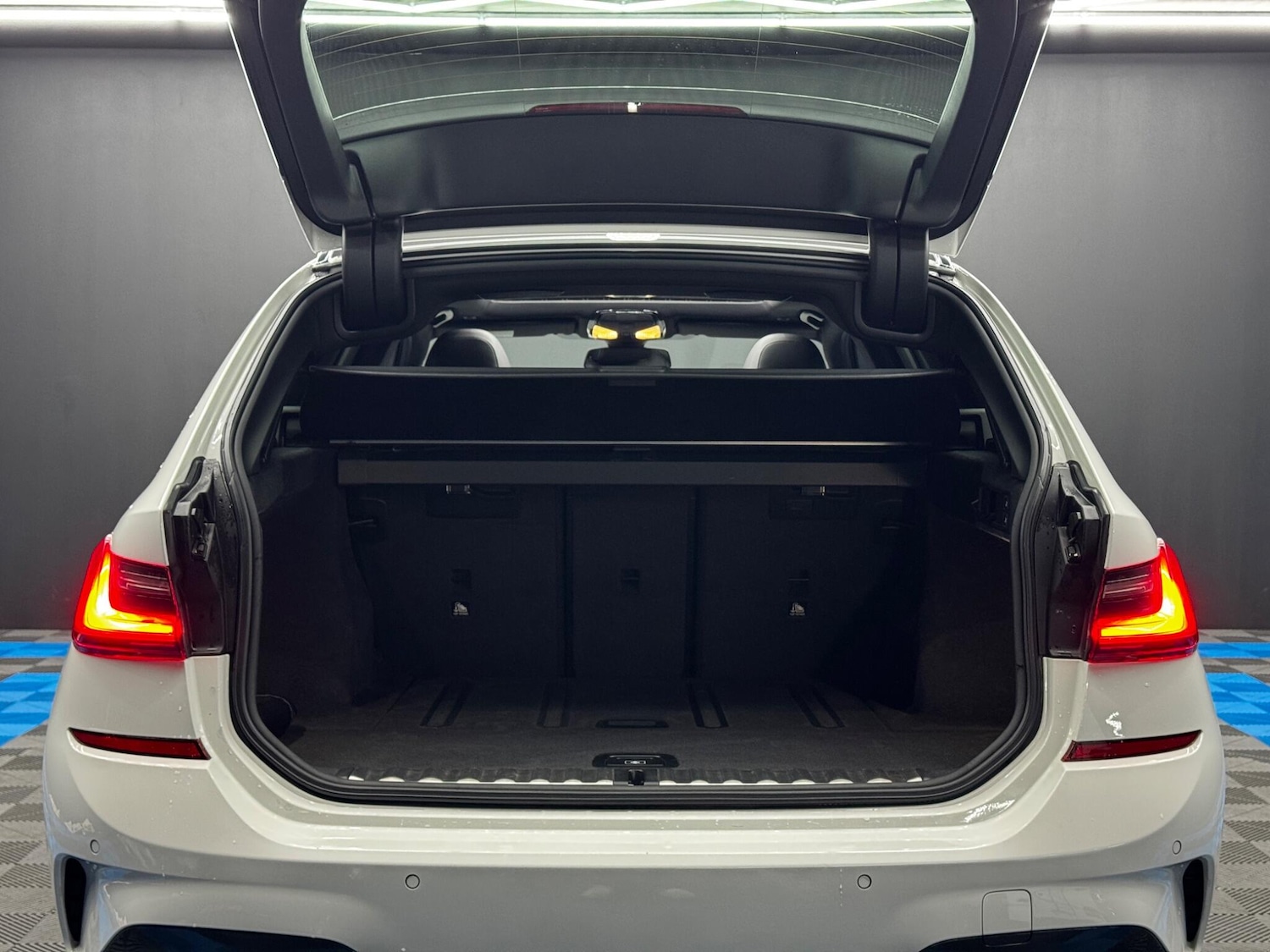 Used BMW 3 Series 2020 for sale - 76832595: Photo 43