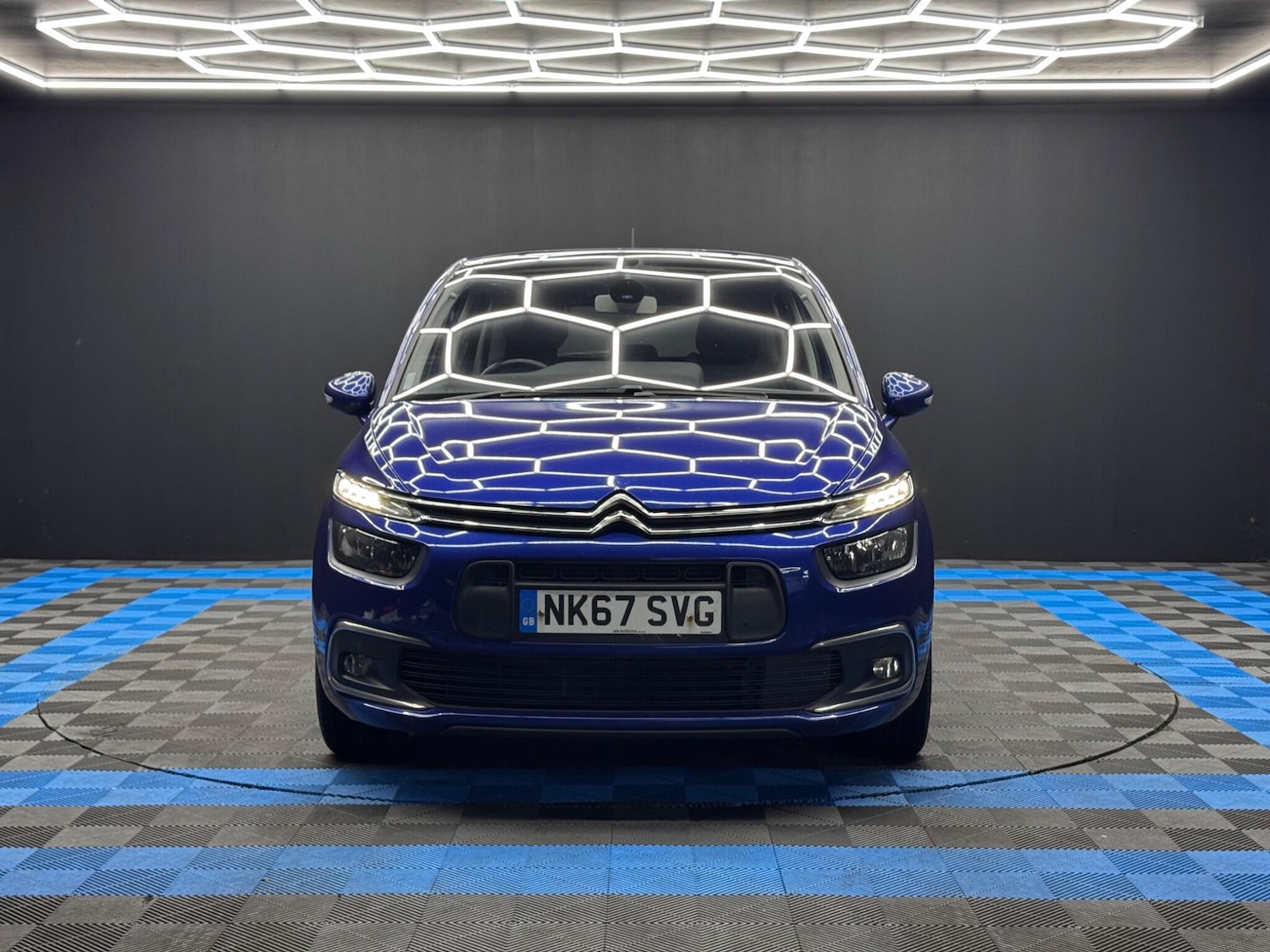 Used Citroen C4 Picasso 2017 for sale - 76167487: Photo 2