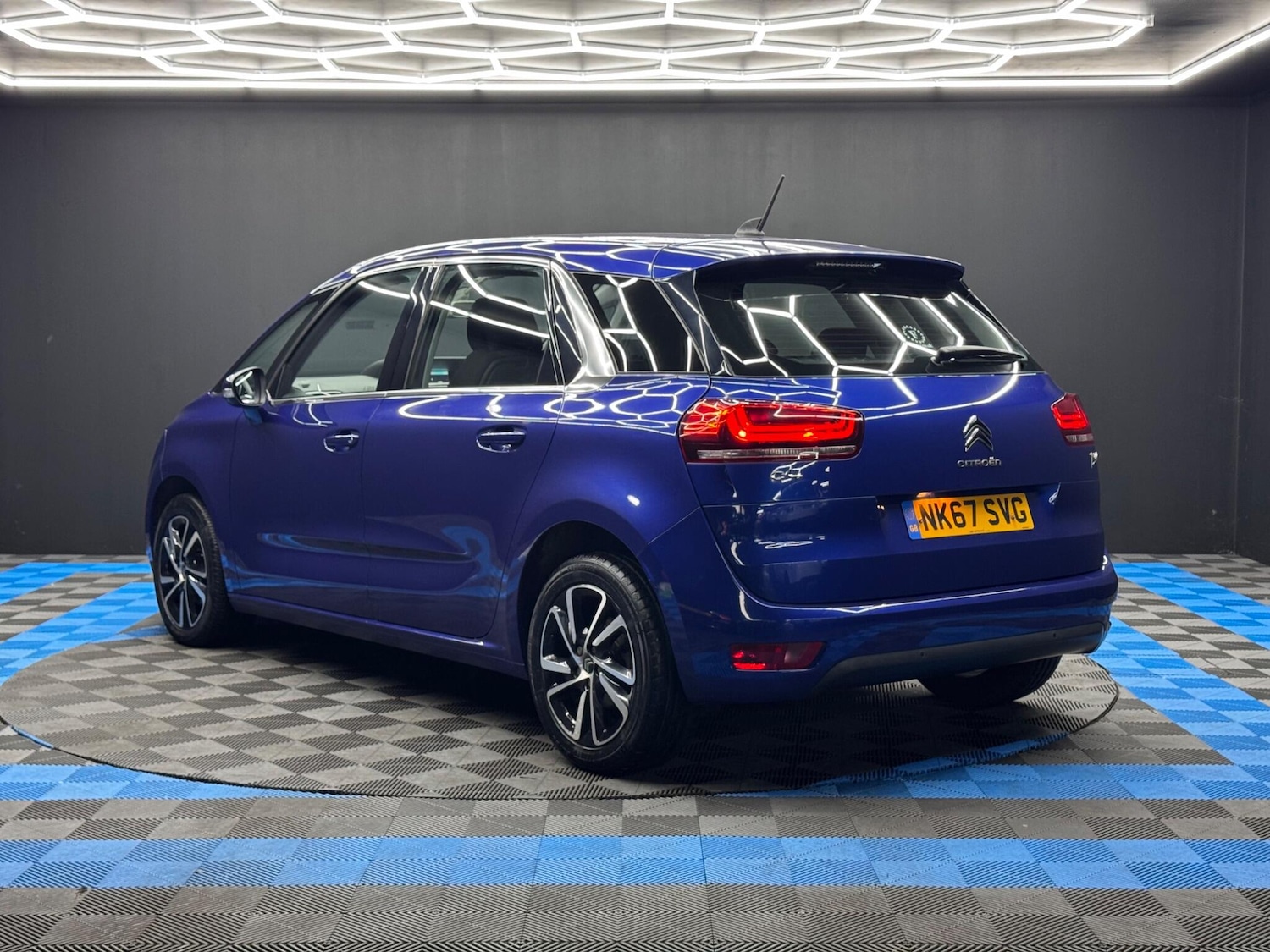 Used Citroen C4 Picasso 2017 for sale - 76167487: Photo 7