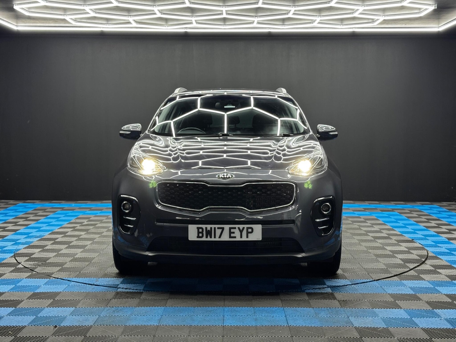 Used Kia Sportage 2017 for sale - 77040226: Photo 2