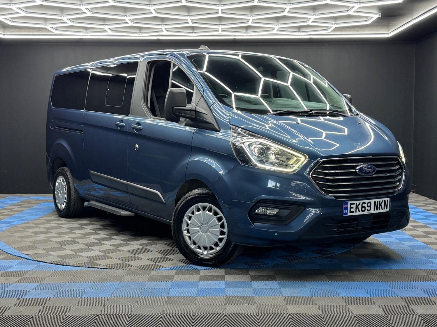 Used Ford Tourneo Custom 2020 for sale - 76987754: Photo 1