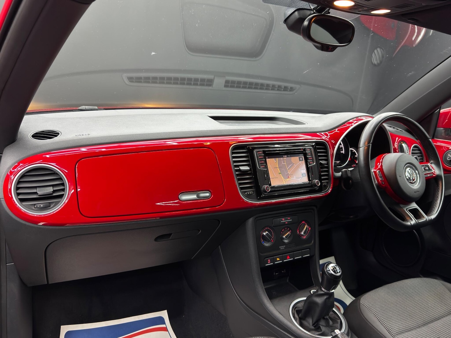 Used Volkswagen Beetle for sale - 77705014: Photo 11