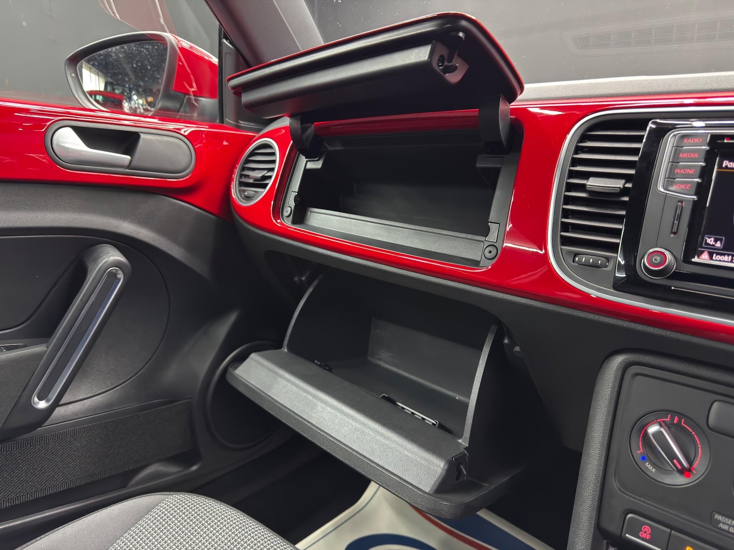 Used Volkswagen Beetle for sale - 77705014: Photo 33