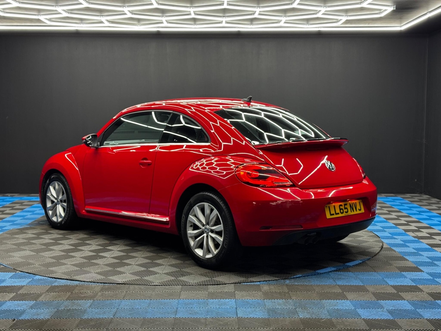 Used Volkswagen Beetle for sale - 77705014: Photo 7