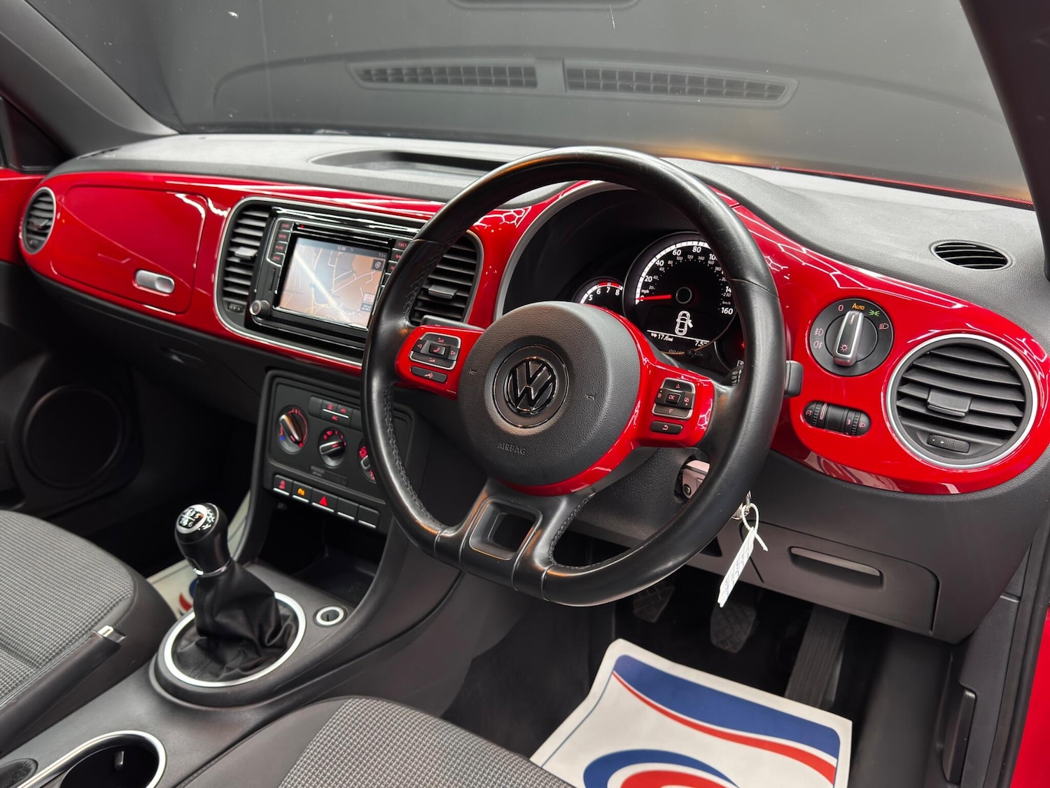 Used Volkswagen Beetle for sale - 77705014: Photo 9